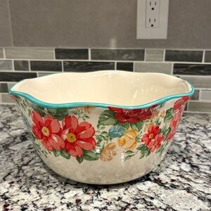 The Pioneer Woman Large Floral Serving Bowl. Red and Teal Highlights with  10”.